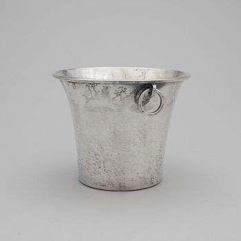 ISHINK, silver, oidentifierad tillverkarstämpel, haltstämpel 800, 1900-tal. Vikt ca 379 gram.