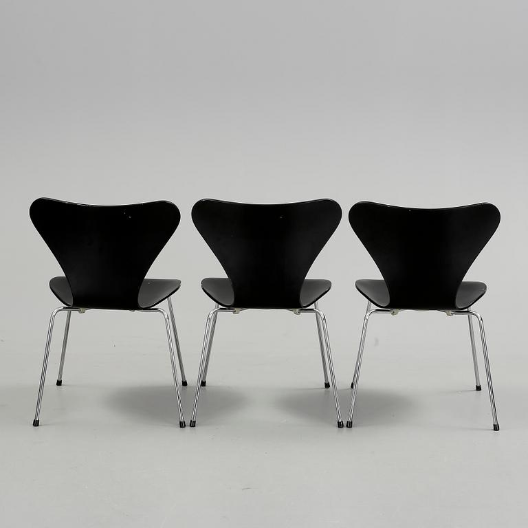 STOLAR, 3 st, "Sjuan", Arne Jacobsen, Fritz Hansen.