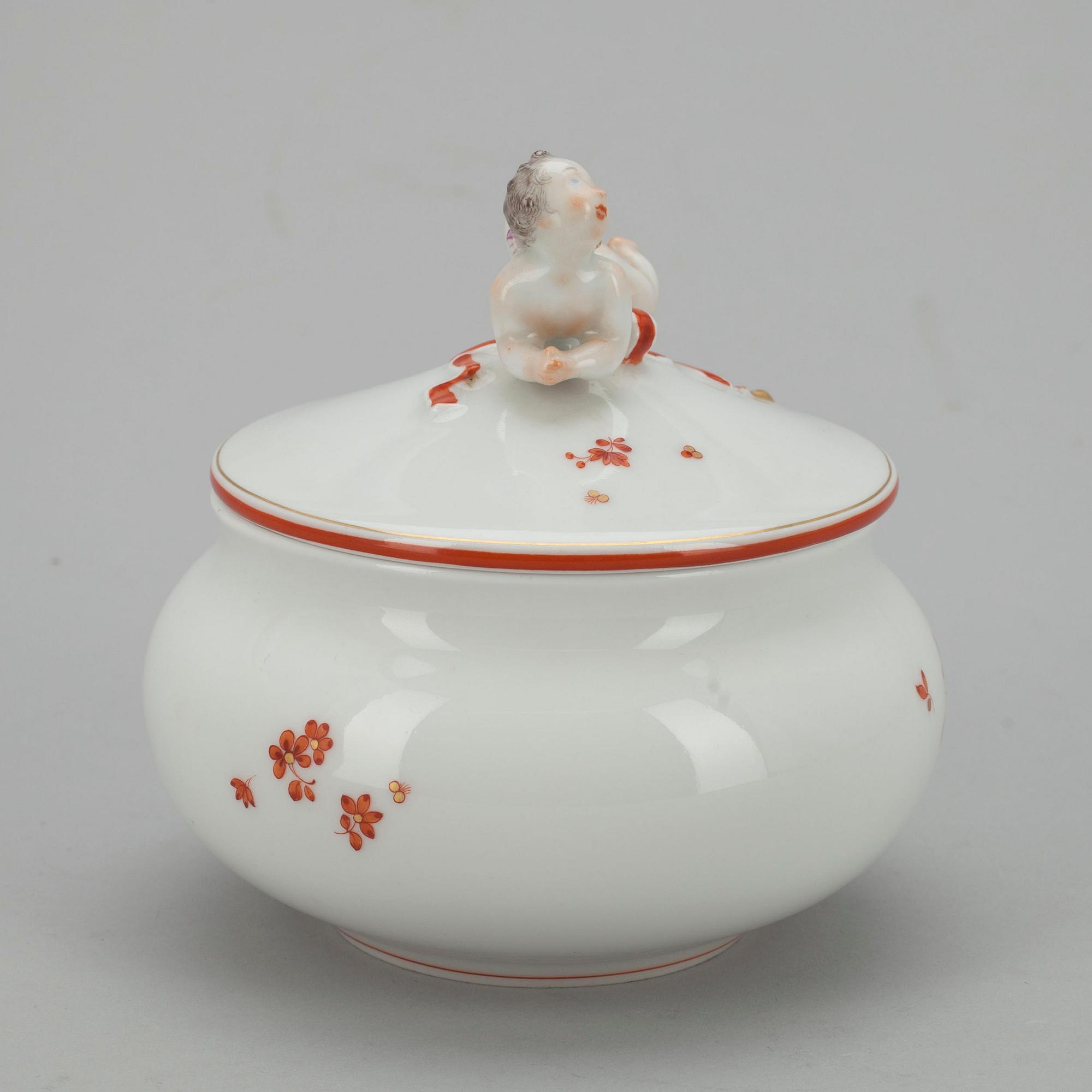 SKÅL MED LOCK, porslin, Meissen 1934-1972.