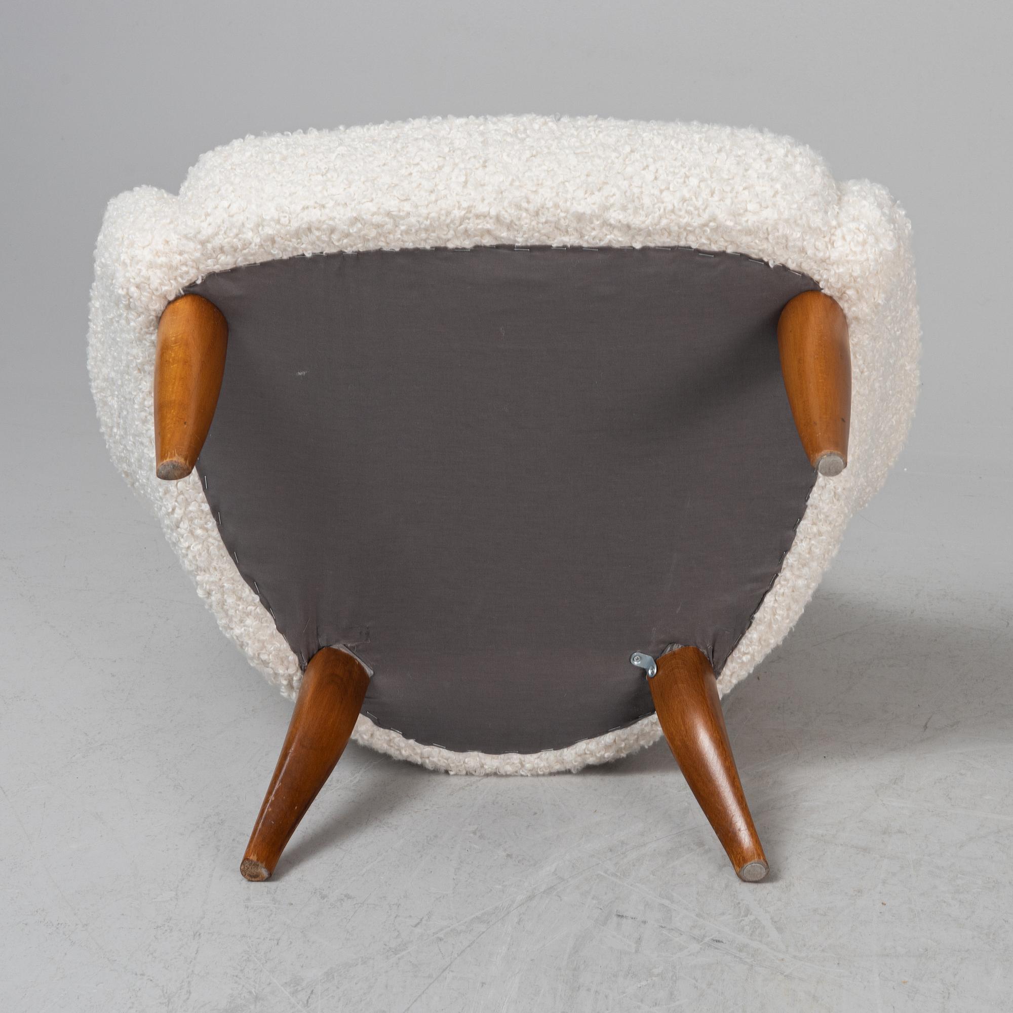 Kerstin Hörlin-Holmquist, fåtölj, "Lilla Eva", ur Nordiska Kompaniets "Triva"-serie.