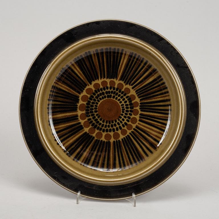 A stoneware dinner service, 62 pcs,  "Cosmos" by Gunnel Olin-Grönqvist for Arabia.