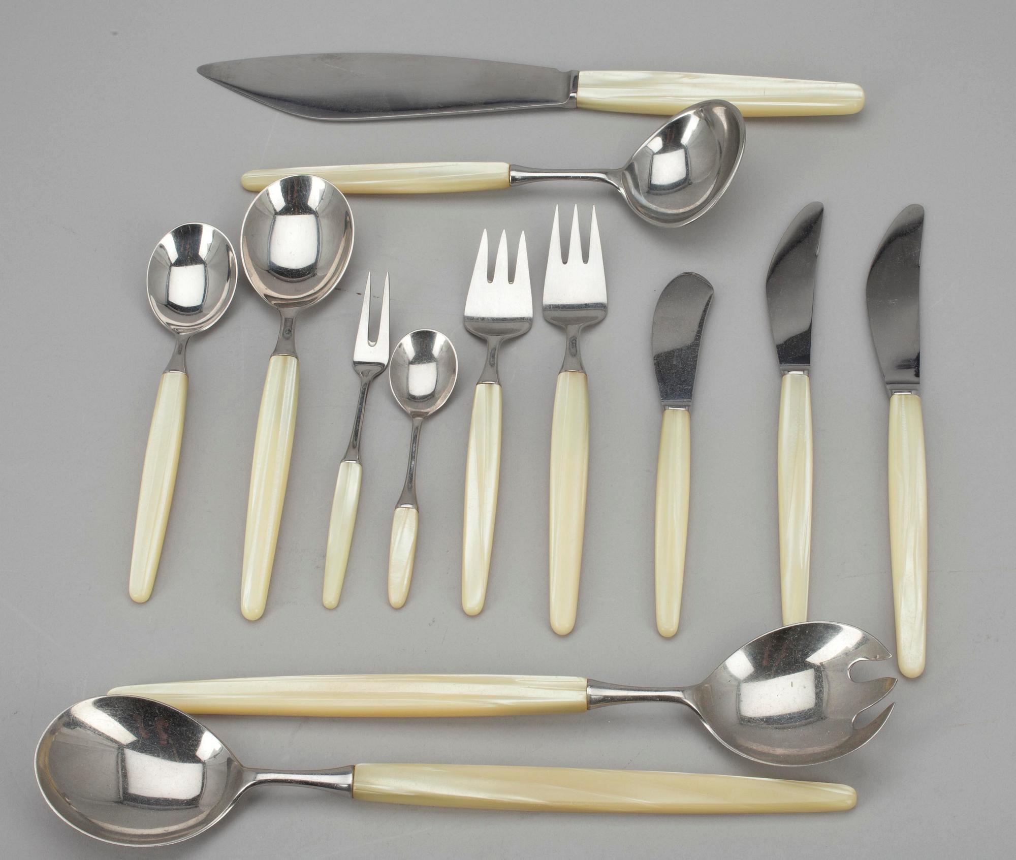 BESTICKUPPSÄTTNING, 98 osaa "Eckhoff", Tias Eckhoff, DKF, Lundtofte, Danmark, 1960-tal.