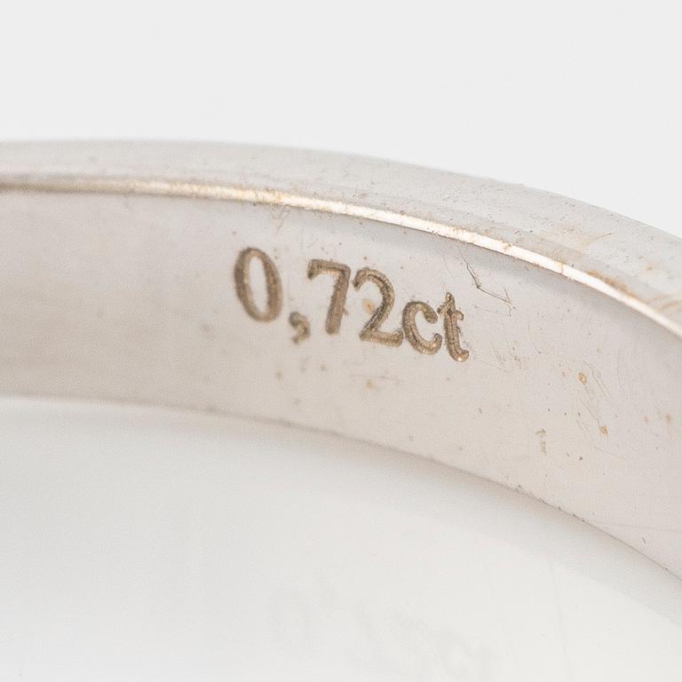 Ring 18K white gold half eternity band set with brilliant-cut diamonds.