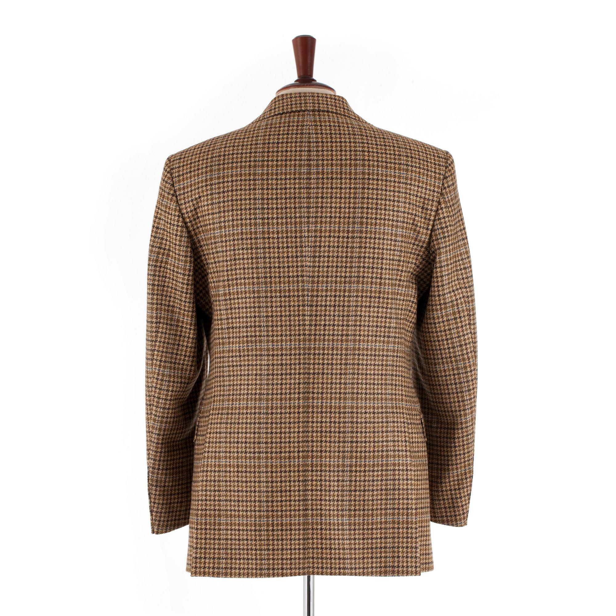 EDUARD DRESSLER, a tweed wool and cashmere jacket. Size 46.