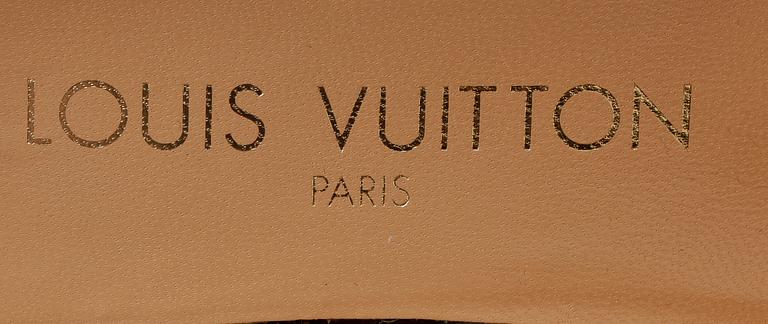 LOUIS VUITTON, dampumps/slingbacks,