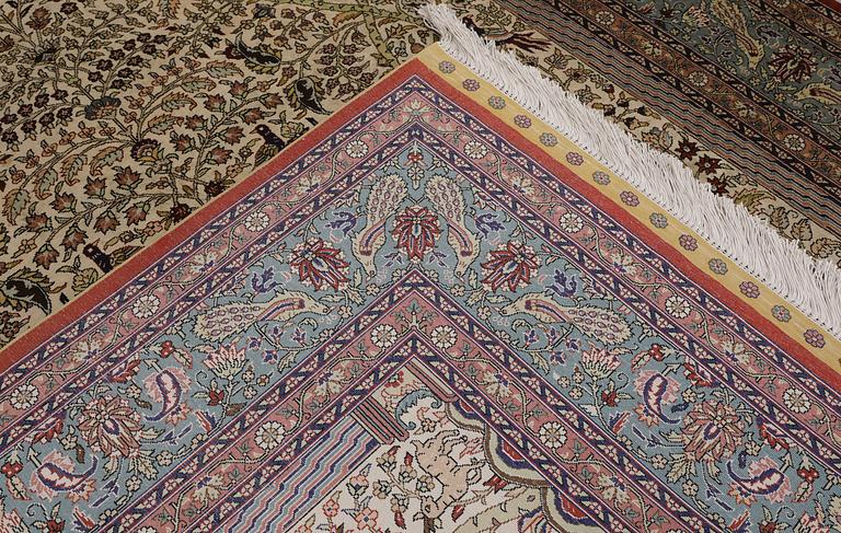 Matta, Orientalisk silke, 184 x 124 cm.