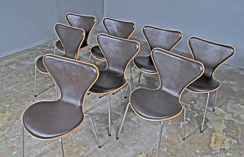 STOLAR, 8 st. Arne Jacobsen för Fritz Hansen. "7:an".