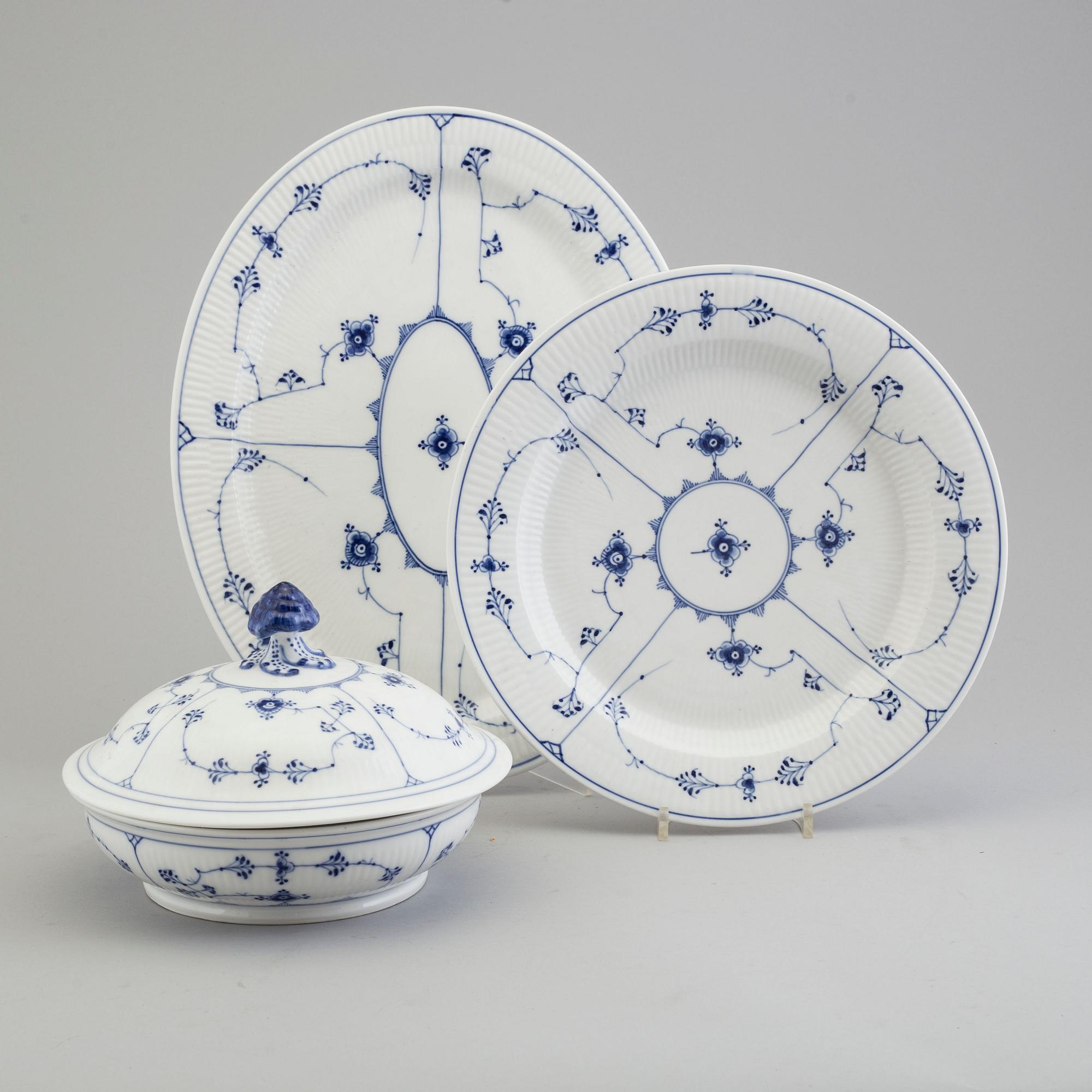 ROYAL COPENHAGEN, a porcelain tureen and two dishes, Denmark.
