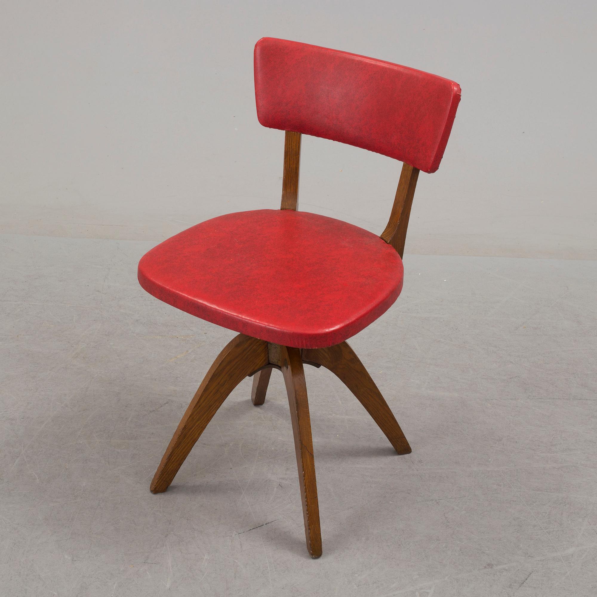 An early 20th century chair.