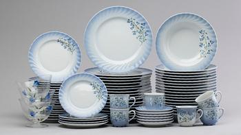 SERVISDELAR, 65 delar porslin, Christineholm.