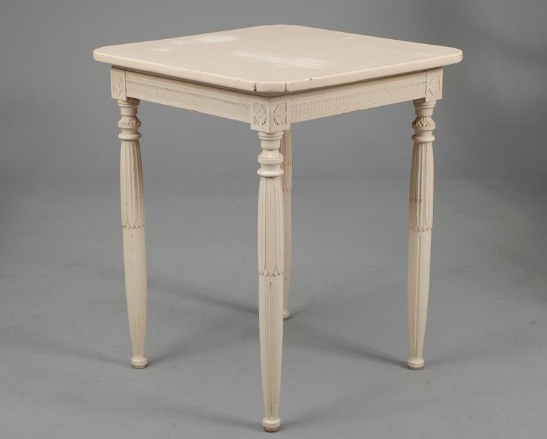 MÖBLEMANG, 4 delar, sengustaviansk stil, 
1900-talets början.