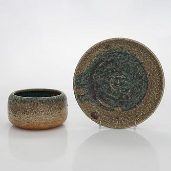 Paul Envalds, skålar, 2 st, chamotte, signerade PE, Arabia. 1960-70-tal.