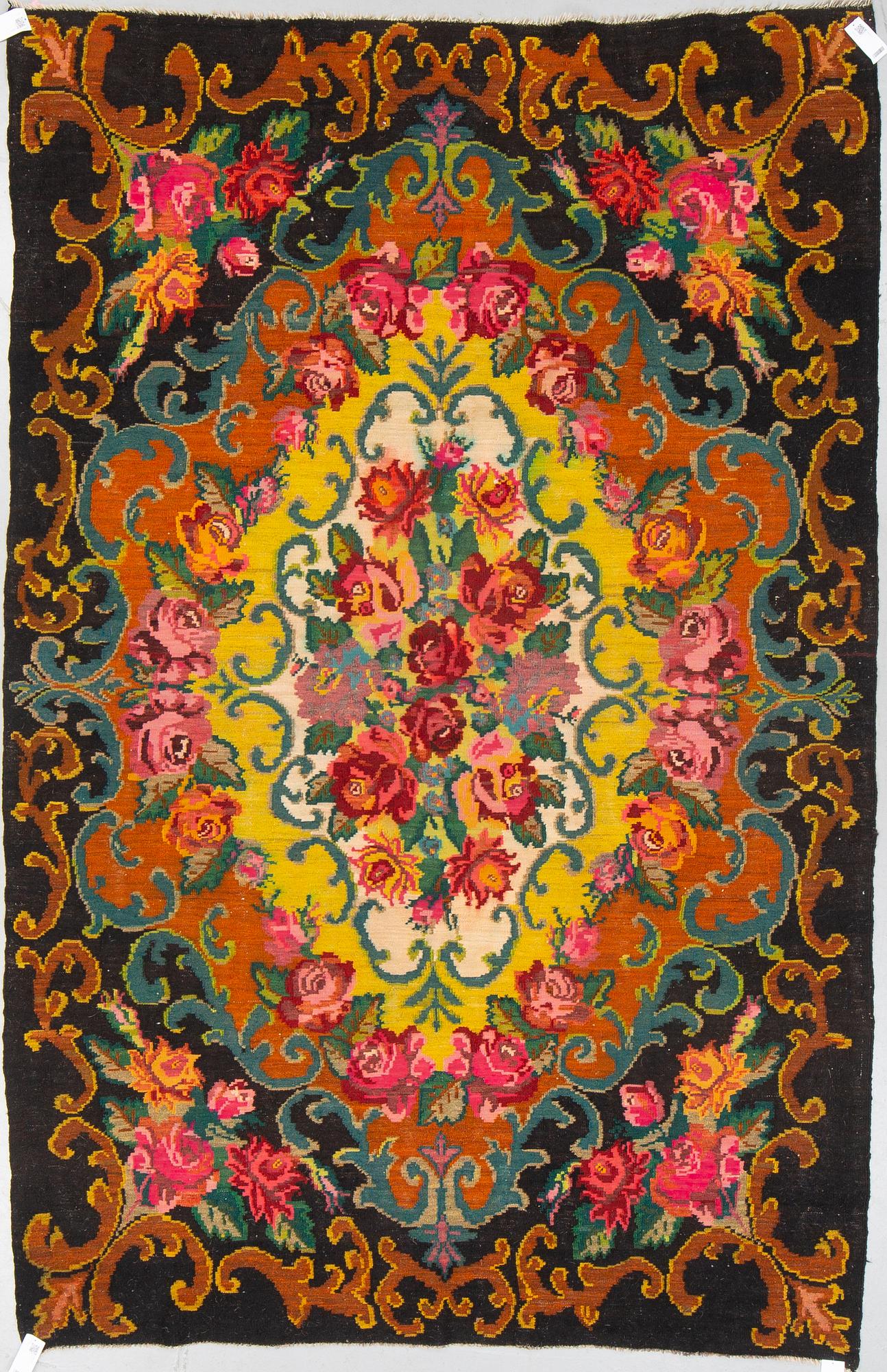 Matta, Besarabisk Kelim, ca 306 x 201 cm.