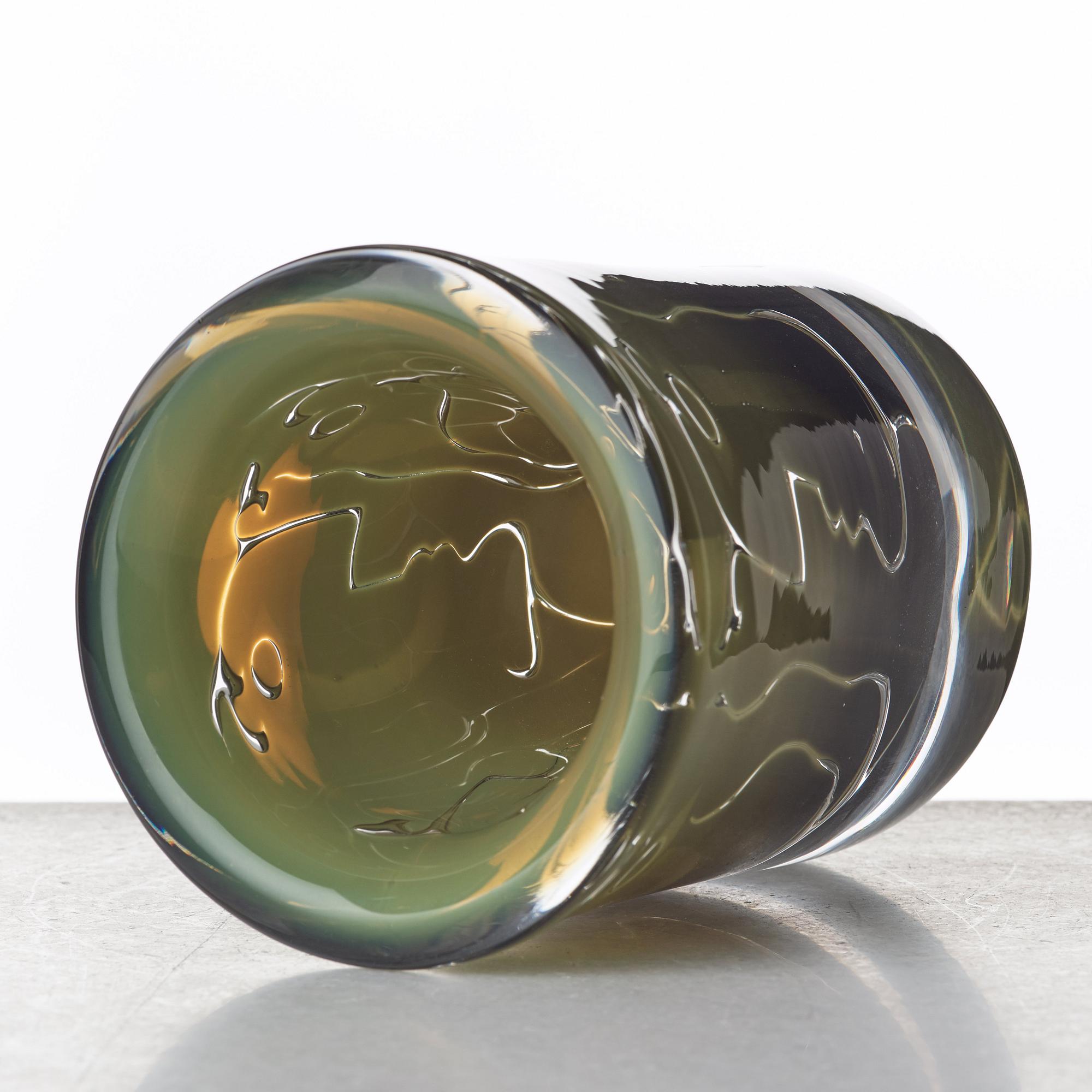 Ingeborg Lundin, an "ariel" glass vase "Faces", Orrefors 1986.