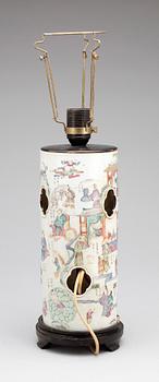 PERUKVAS, porslin, Kina, 1900-tal.