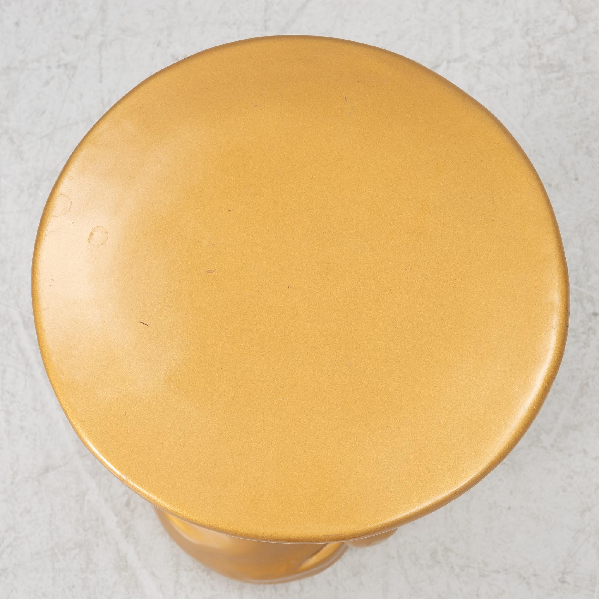 Philippe Starck, pall/sidobord, "Napoleon", Kartell.