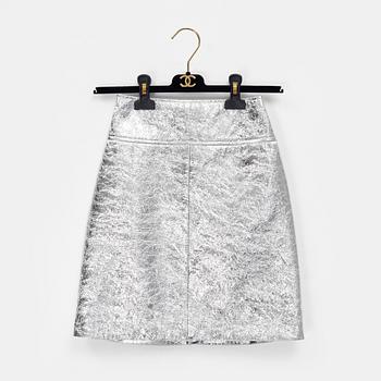 Chanel, skirt, metallic lamb leather, size 34.