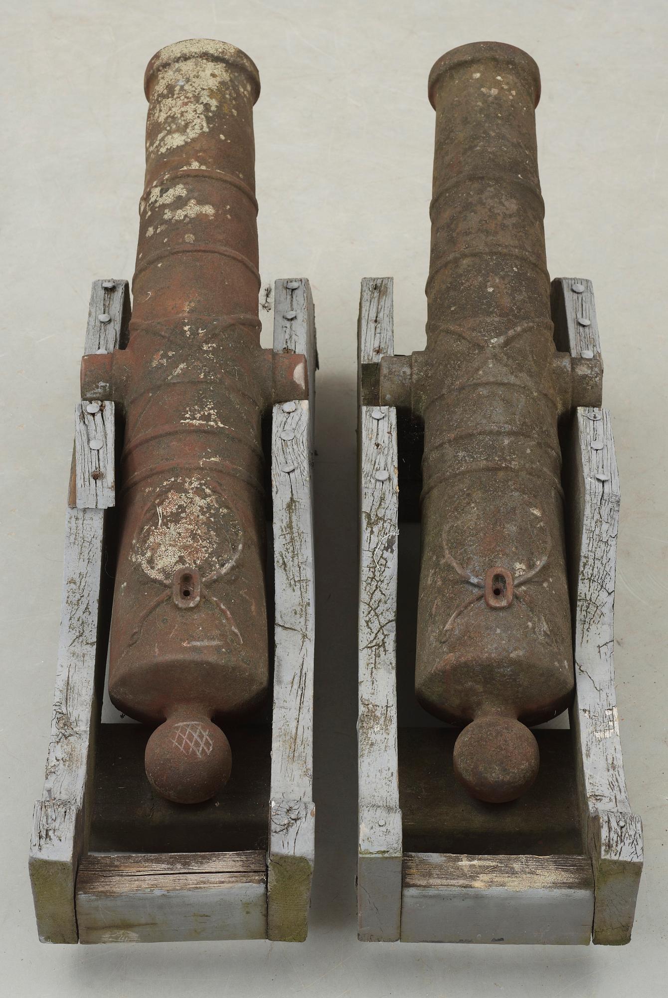 MODELLKANONER, ett par, 1800-tal.