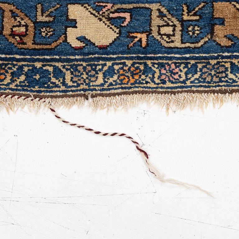 An antique Hamadan rug, c. 188 x 114 cm.