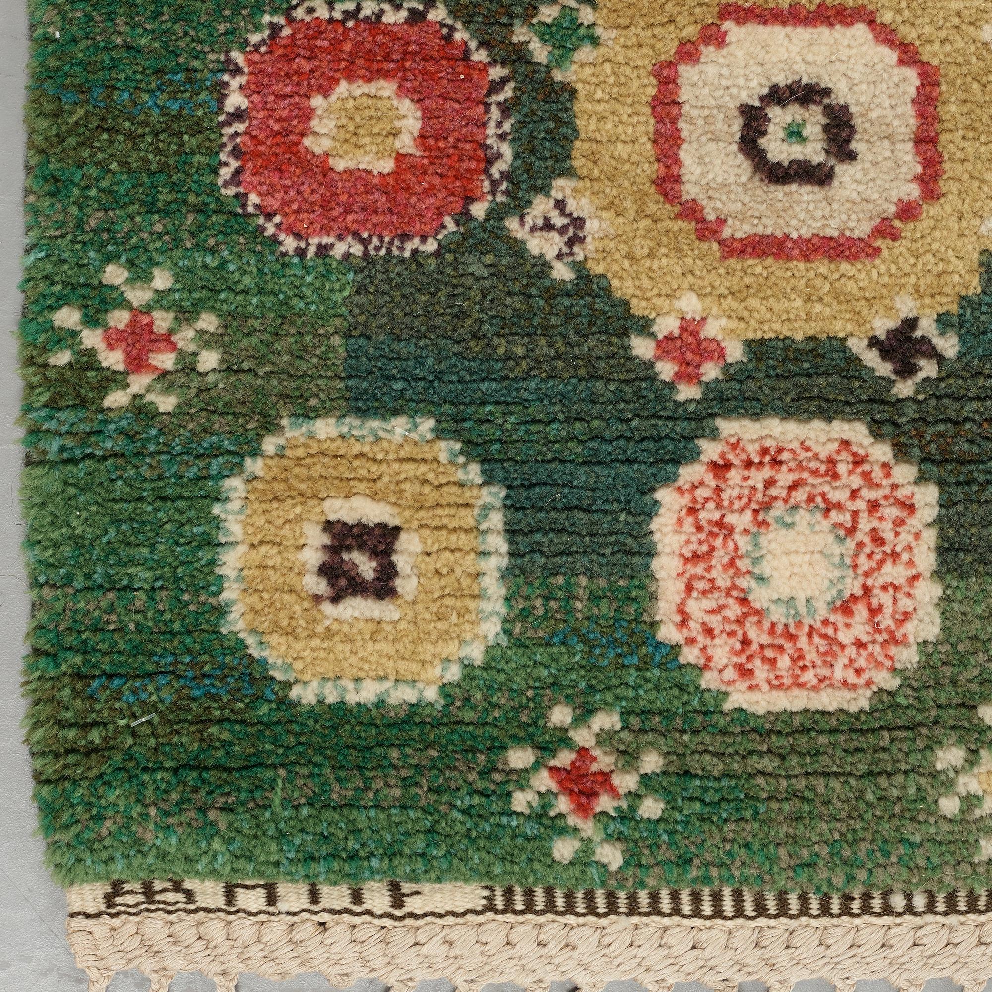 Barbro Nilsson, A CARPET, "Gröna rabatten", knotted pile, ca 329,5 x 229,5  cm, signed AB MMF BN.