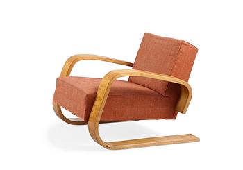 75. Alvar Aalto, AN ARMCHAIR NO 400.