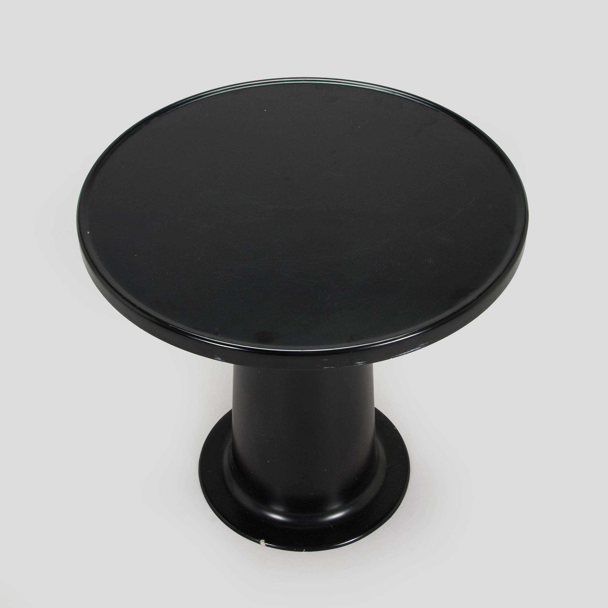 Yrjö Kukkapuro, pöytä, "Saturnus", tilaustyö, Haimi,  1970-luvun loppu.