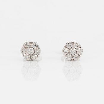 Brilliant-cut diamond earrings.