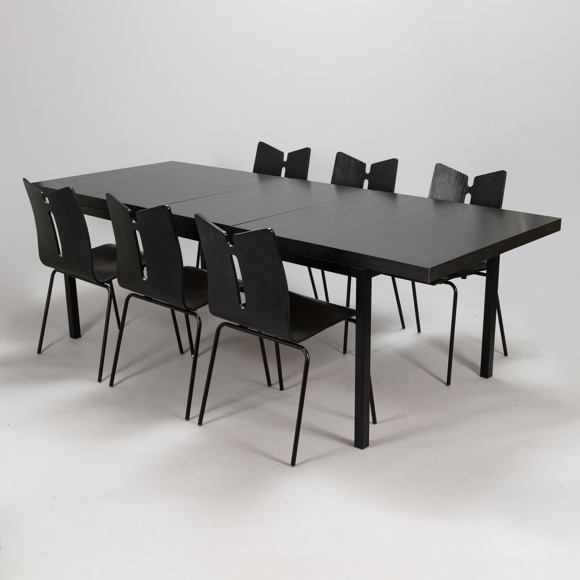 Matbord samt stolar, 10 st, "Menton" för BoConcept 2010-tal.