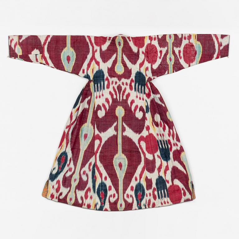 A woman’s Chapan, silk and cotton Ikat, Central Asia, 1880s.