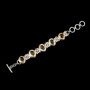 ARMBAND, sterlingsilver, citriner tot ca 70 ct. Total vikt ca 50 g.