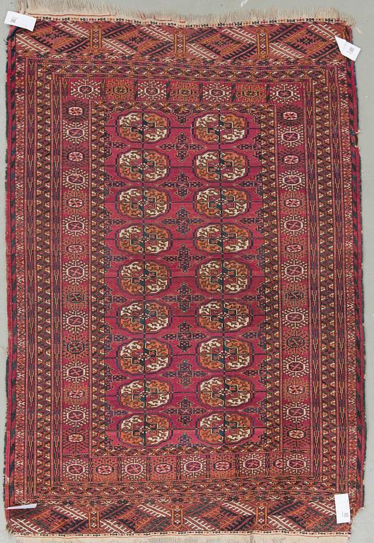 MATTA. Antik, Tekke, Turkmen. Ca 168x115 cm.