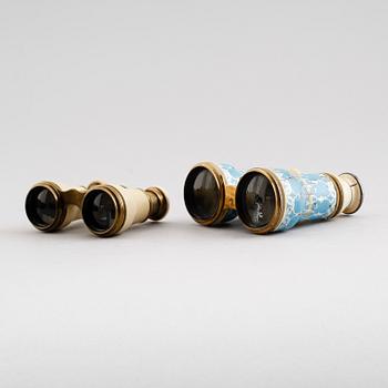 TEATERKIKARE, 2 st, 1800-talets andra hälft.