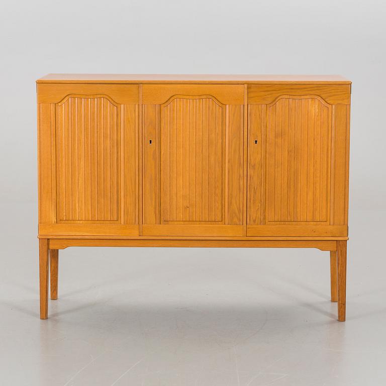 CARL MALMSTEN, sideboard, 1900-talets andra hälft,