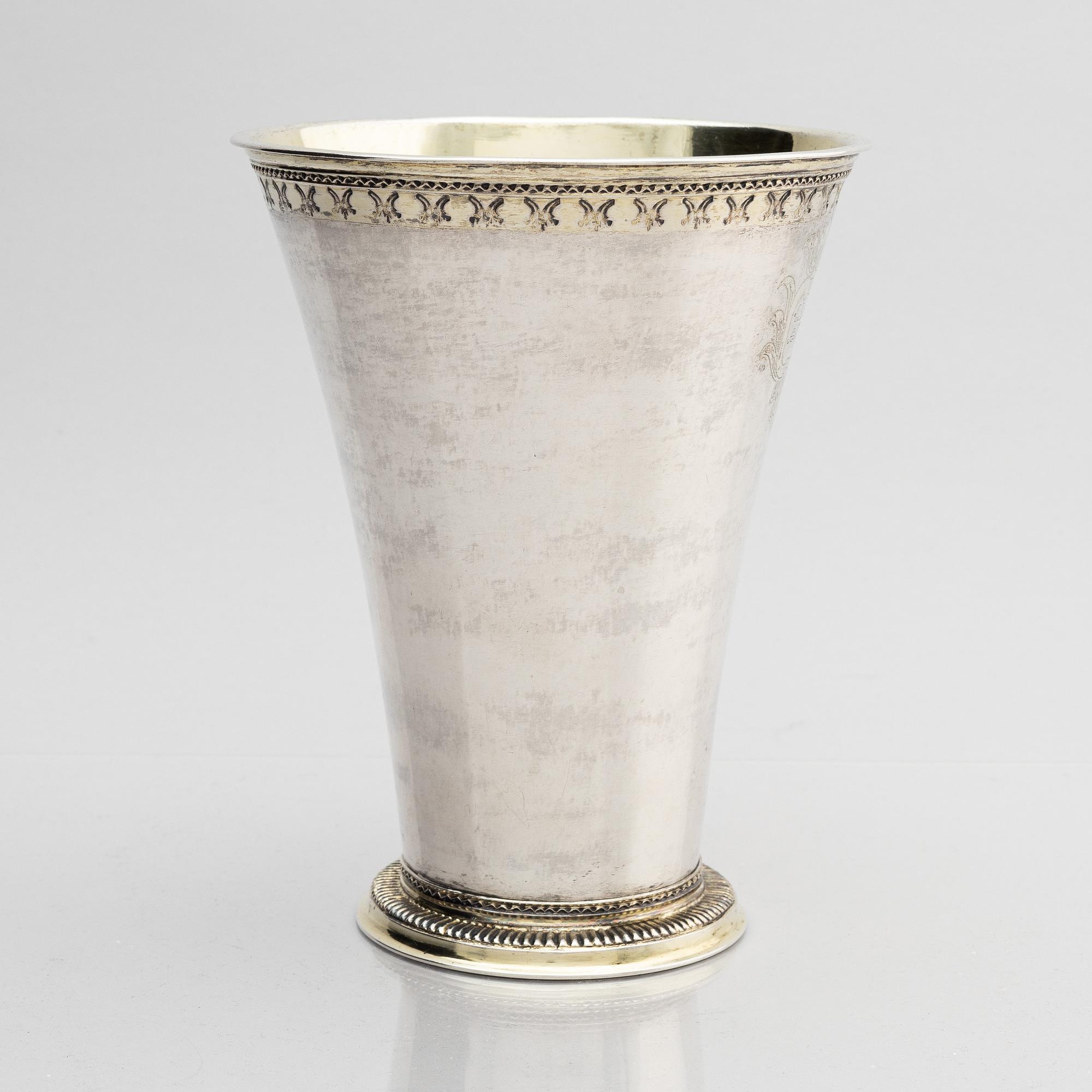 Anders Schotte, bägare, delvis förgyllt silver, Uddevalla 1777. Gustaviansk.