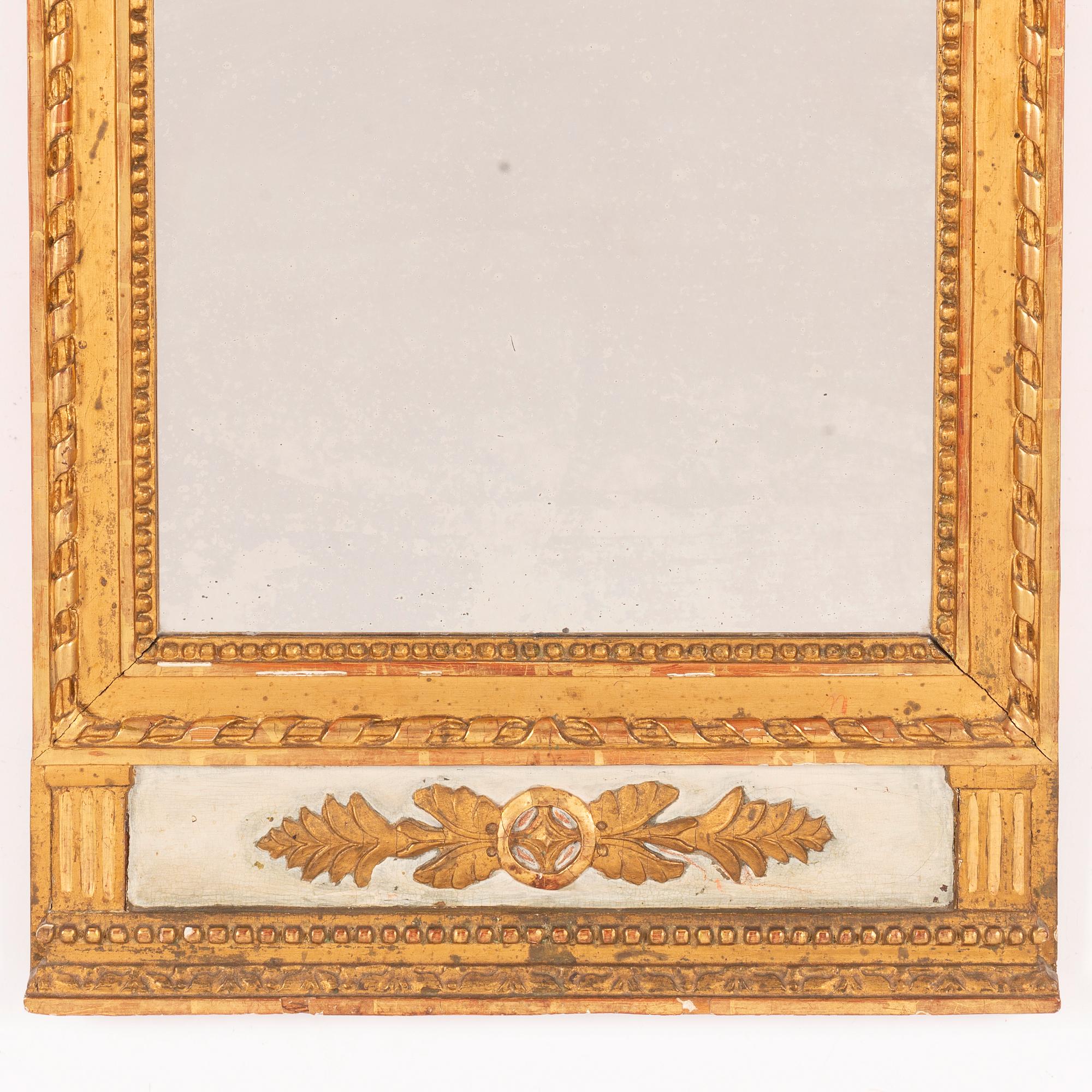 Spegel, sengustaviansk, omkring år 1800.