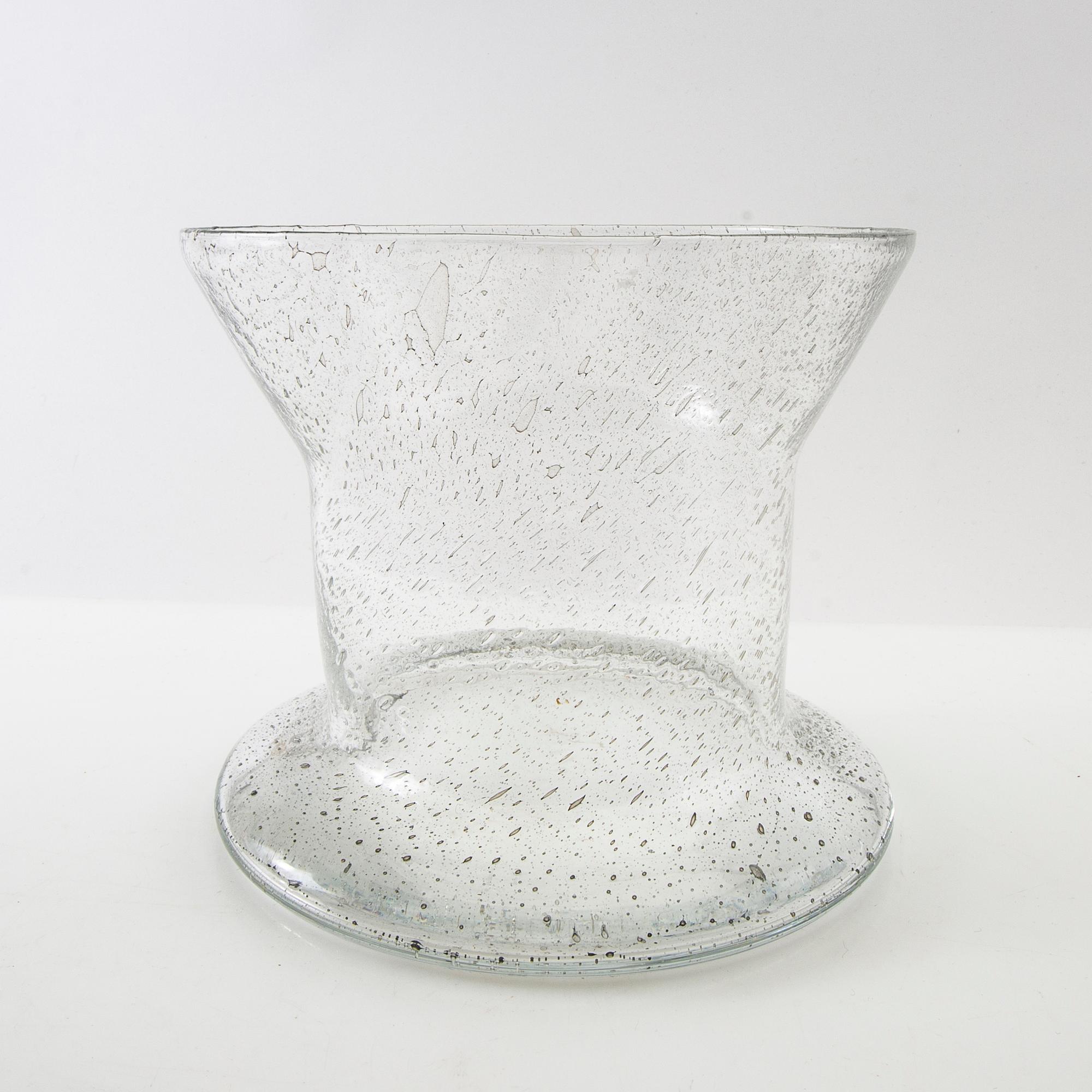 Signe Persson-Melin, Vaser 3 st sent 1900-tal.