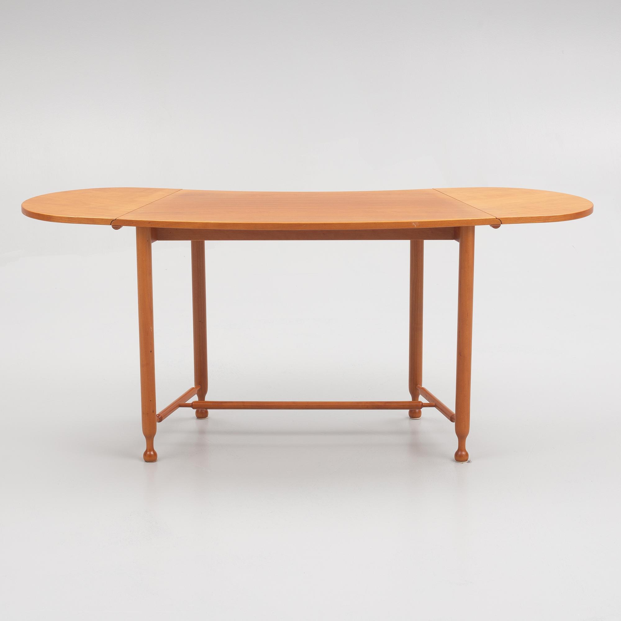 Josef Frank, bord med klaffar, modell 1133, Firma Svenskt Tenn, efter 1985.