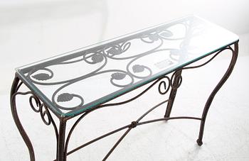 HALLBORD. Sent 1900-tal.