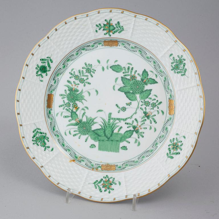 48 pieces of porcelain tableware from Herend, model "Indian Basket", 20th century.