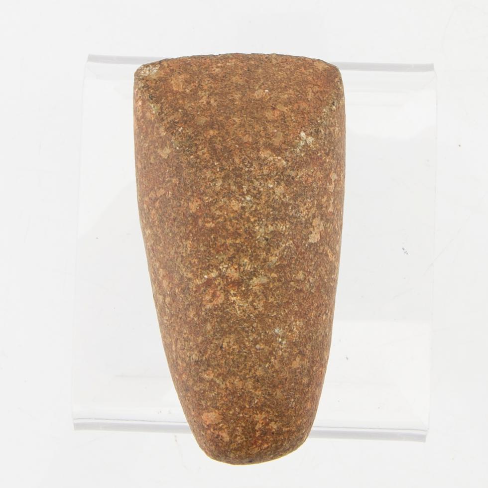 Three Scandinavian Neolithic stone axes, trindyxor, Neolithic.