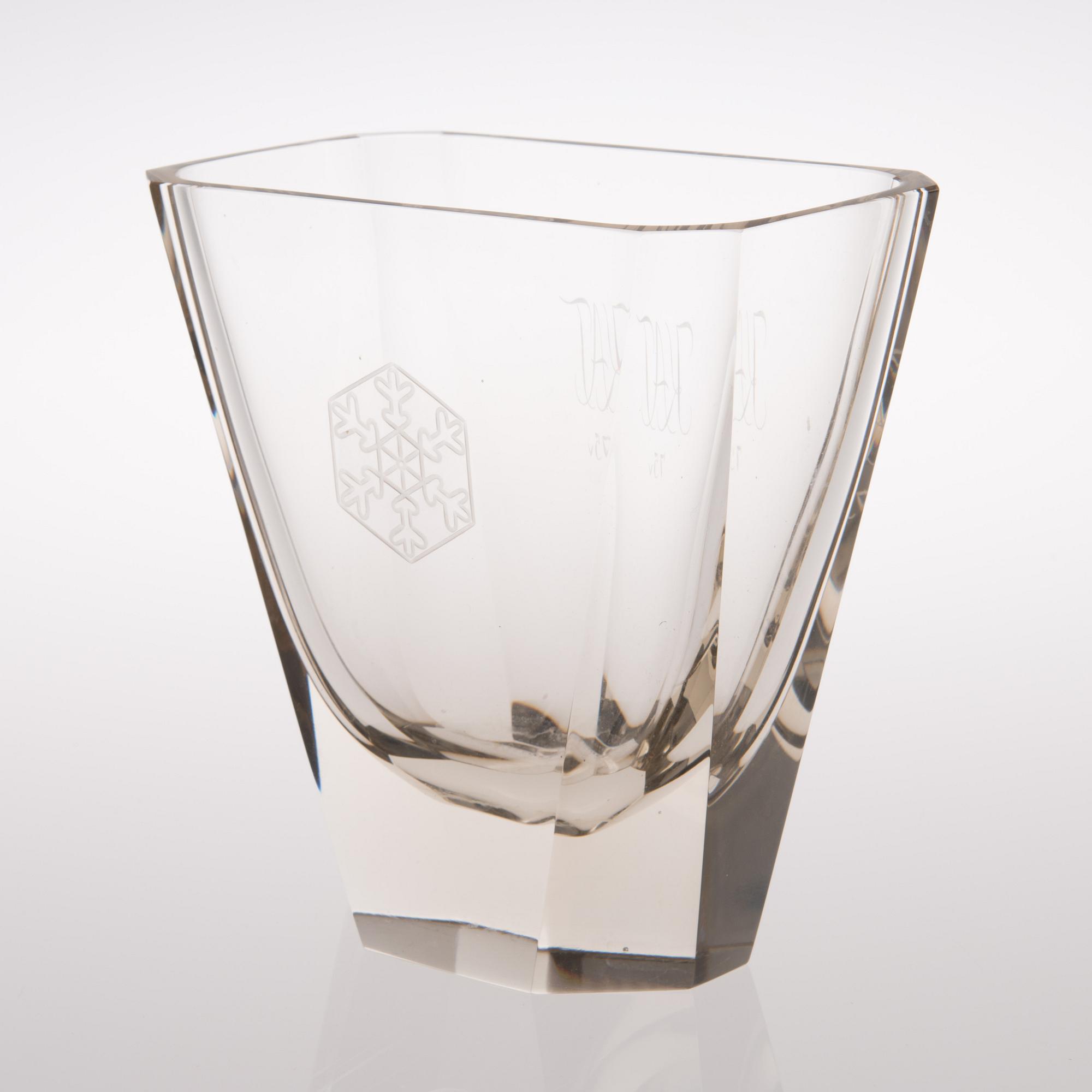 GÖRAN HONGELL, VAS, signerad G. Hongell Iittala.