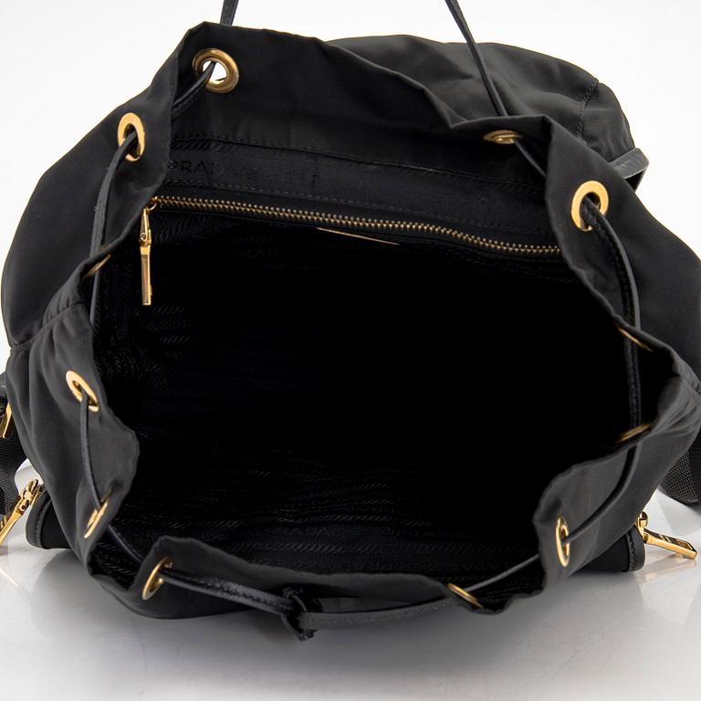 Prada, reppu, "Re-Nylon".