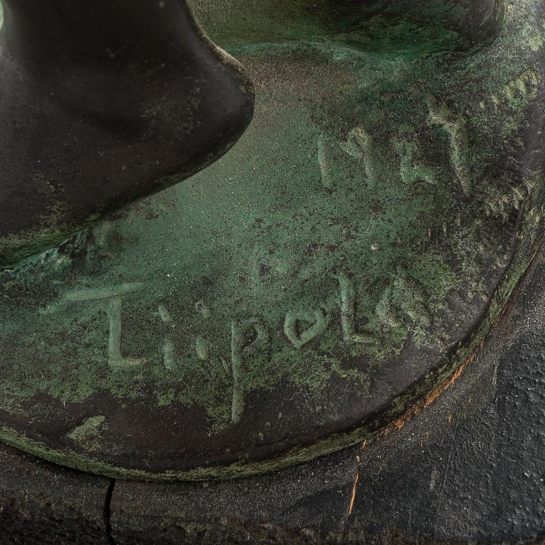 Yrjö Liipola, Kvinna.