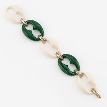 Bracelet, gold and silver with malachite imitation and brilliant-cut diamonds.