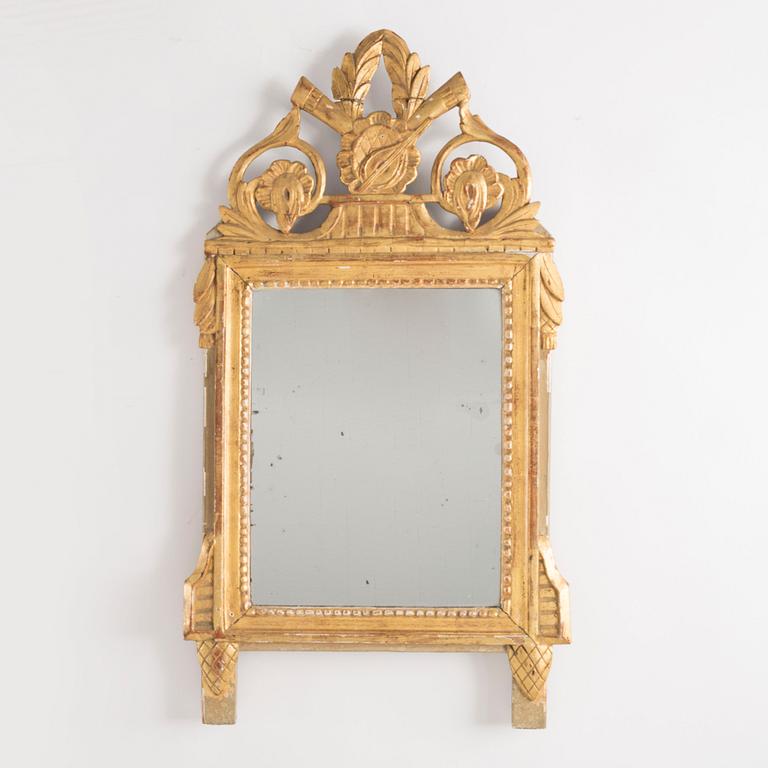 A late 18th century mirror.