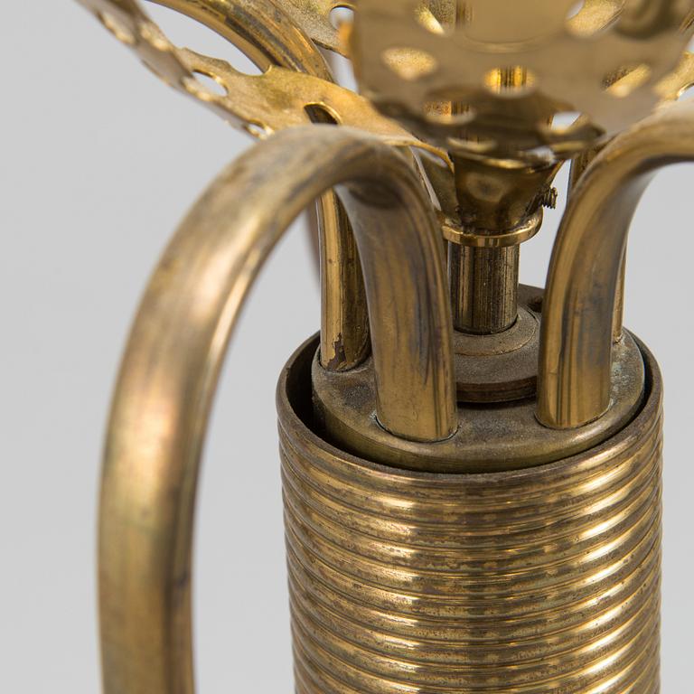 Paavo Tynell, A '9030' chandelier for Taito. Made to order 1950.