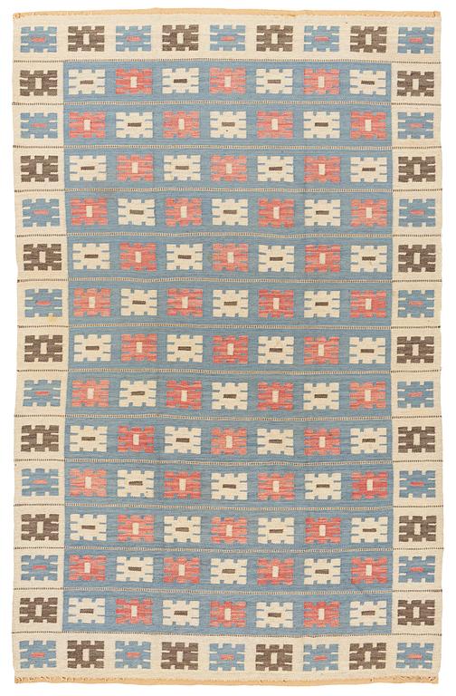 A carpet, flat weave, ca 340 x 223 cm, Sweden, the 1950s.