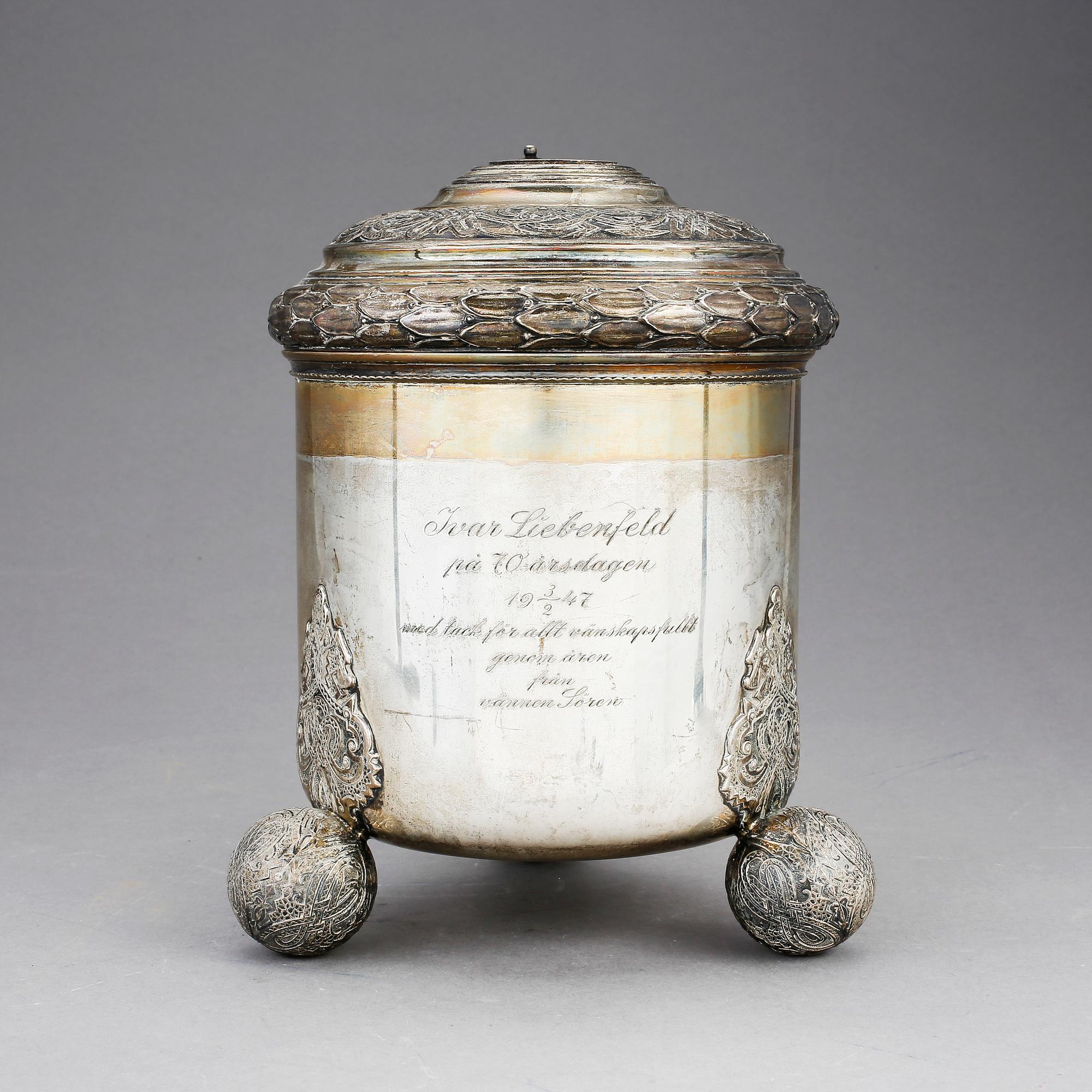 STOP, silver, CG Hallberg, Stockholm, 1938. Vikt 1200 g.