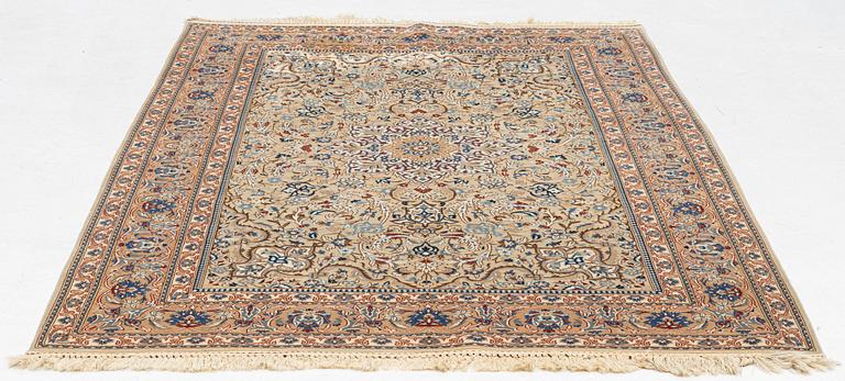 Matta, Isfahan, ca 248 x 153 cm.