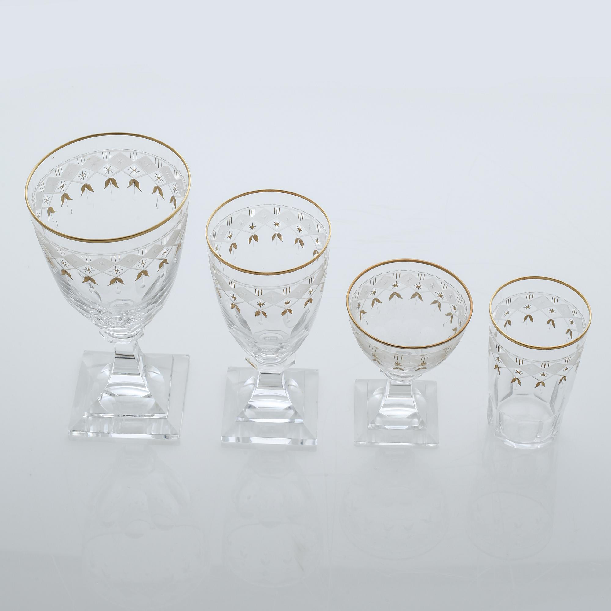 A glass tableware set of 38 pcs, "Odelberg Junior" by Kosta, second quarter of the 20th century.